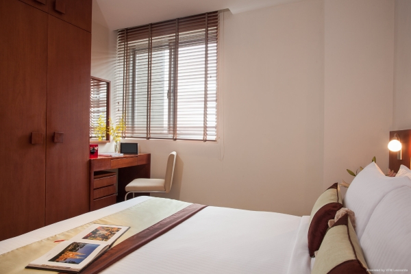 Hotel Somerset West Lake